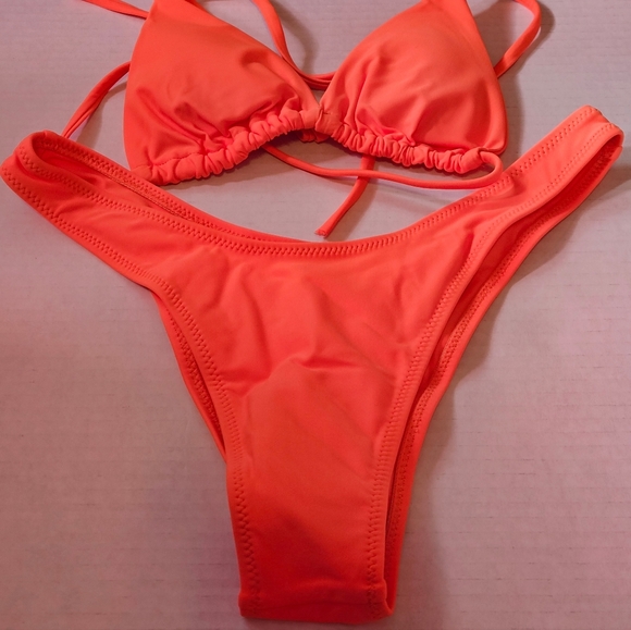 Matte 3pc.Bikini Set - Picture 5 of 7